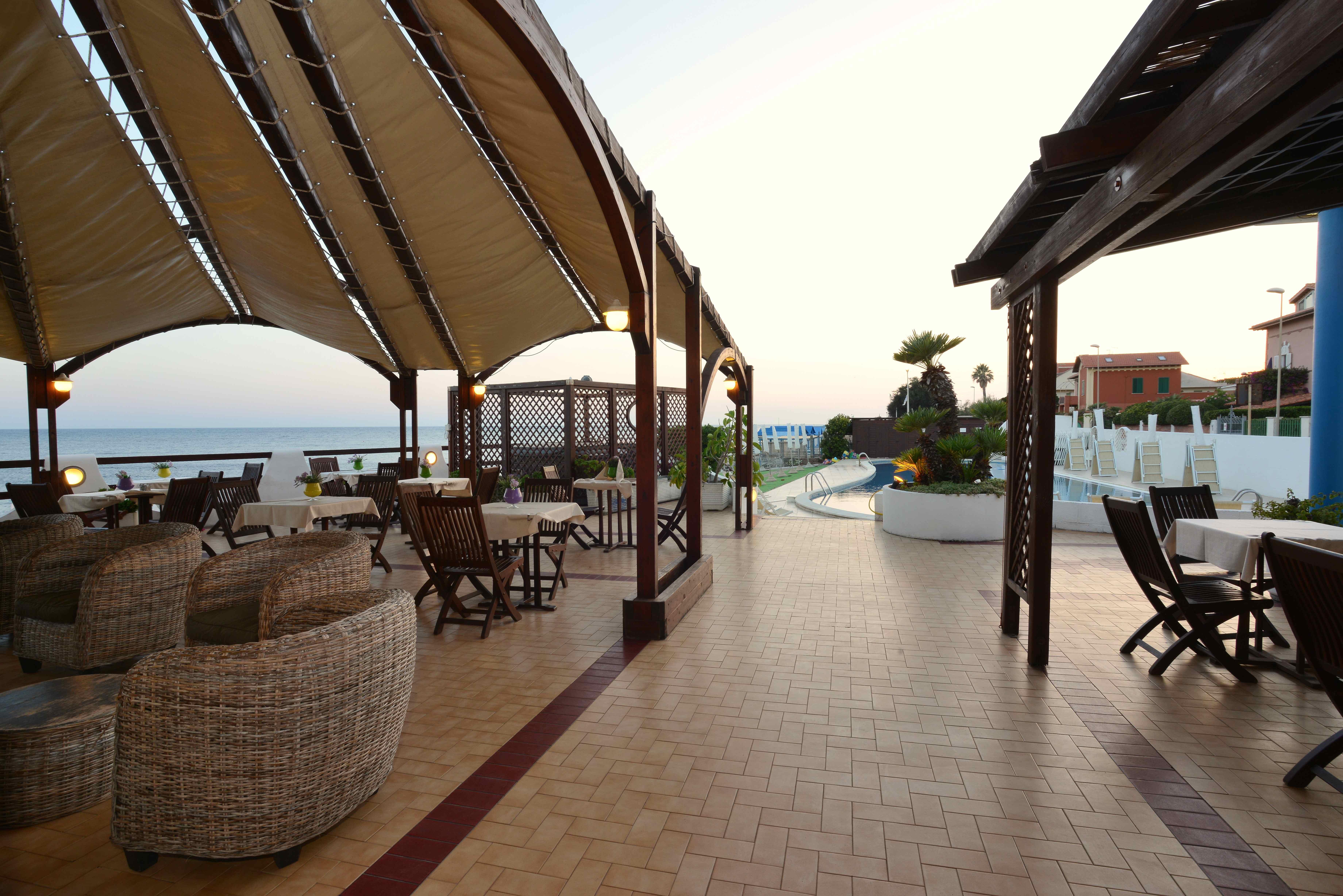 Hotel Cavalluccio Marino Santa Marinella Extérieur photo